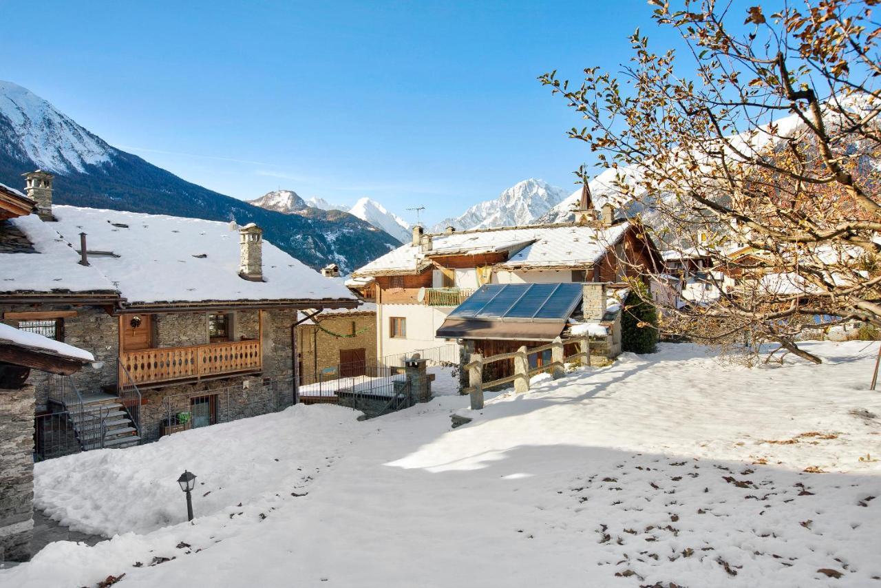 Chalet Vista Monte Bianco La Salle Exterior foto